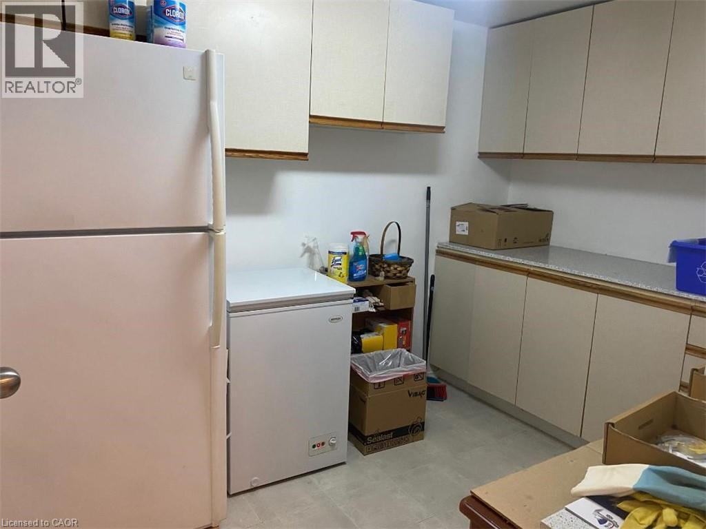 20 Ellen Street E Unit# 611, Kitchener, Ontario  N2H 6R7 - Photo 15 - 40766375