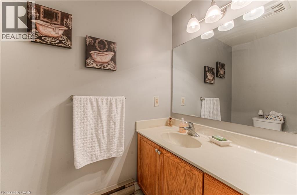 20 Ellen Street E Unit# 611, Kitchener, Ontario  N2H 6R7 - Photo 16 - 40766375