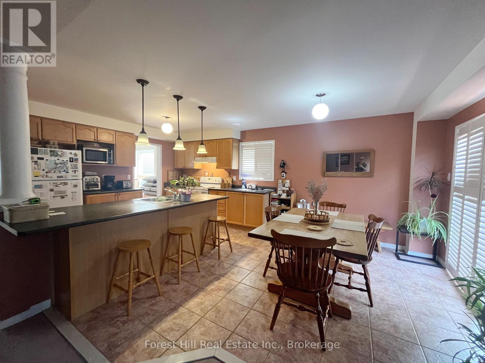 1530 Aldergrove Drive, Oshawa, Ontario  L1K 2Y3 - Photo 9 - E12383598