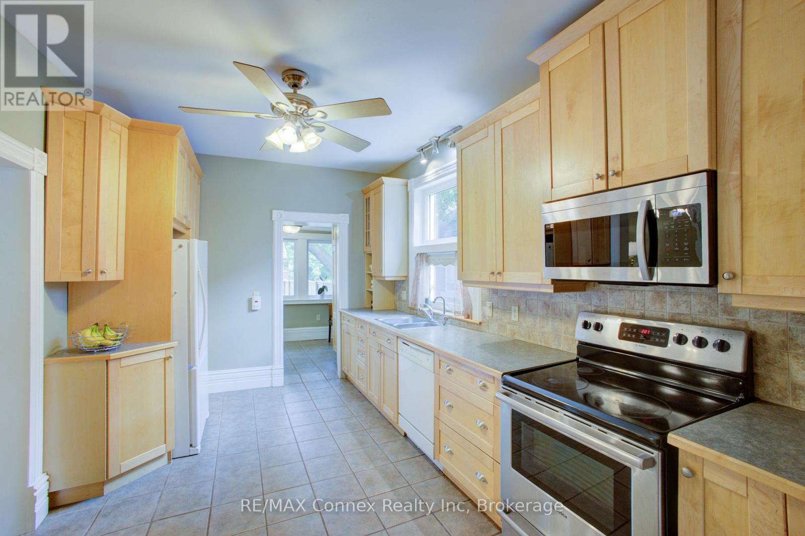 120 Harris Street, Guelph, Ontario  N1E 5T1 - Photo 17 - X12383778