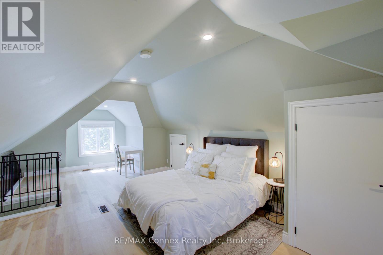 120 Harris Street, Guelph, Ontario  N1E 5T1 - Photo 32 - X12383778
