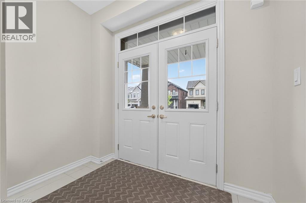 49 Sugar May Avenue, Thorold, Ontario  L2V 0L3 - Photo 4 - 40766011