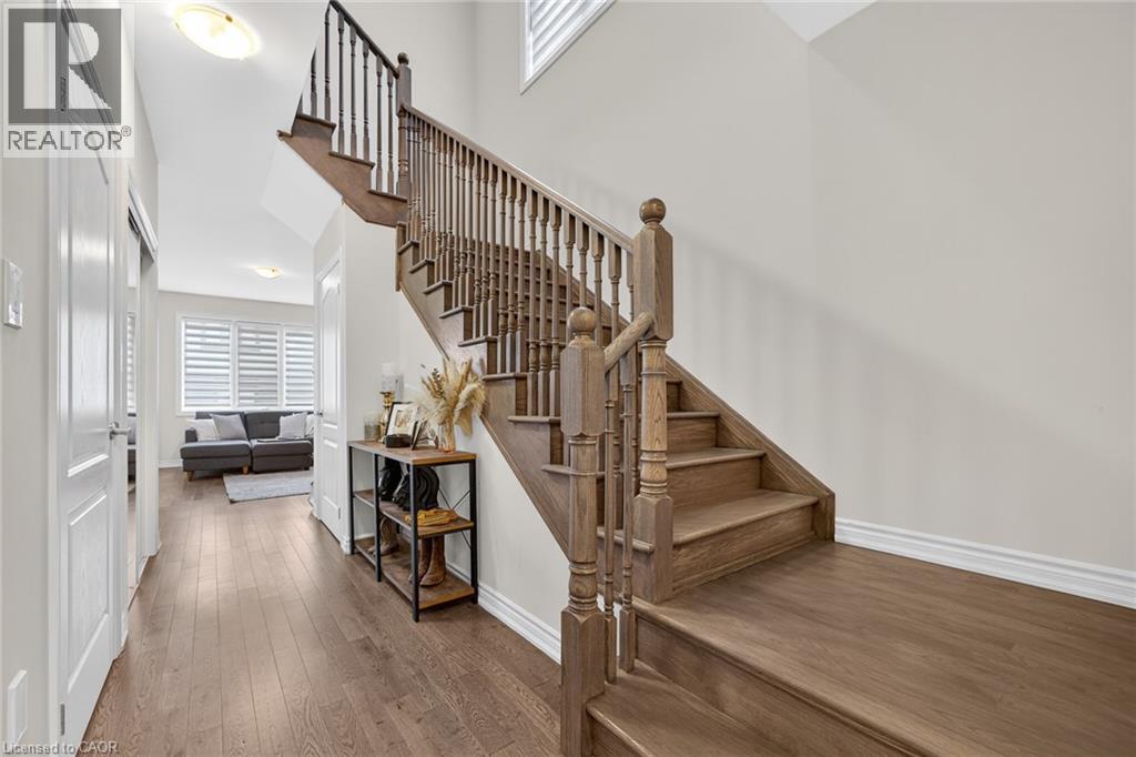49 Sugar May Avenue, Thorold, Ontario  L2V 0L3 - Photo 6 - 40766011