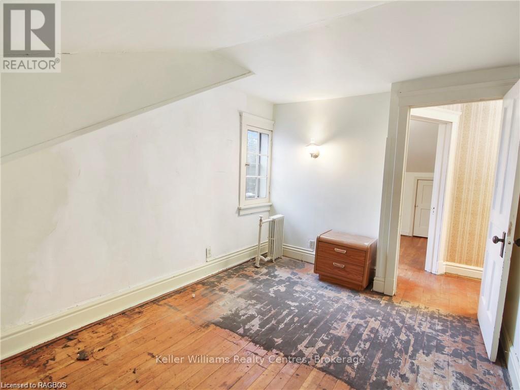 513 Berford Street, South Bruce Peninsula, Ontario  N0H 2T0 - Photo 15 - X12384201