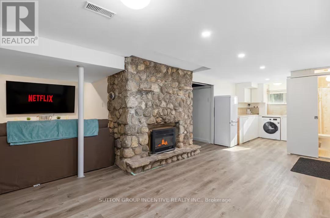 222 Wiles Lane, Grey Highlands, Ontario  N0C 1E0 - Photo 14 - X12373776