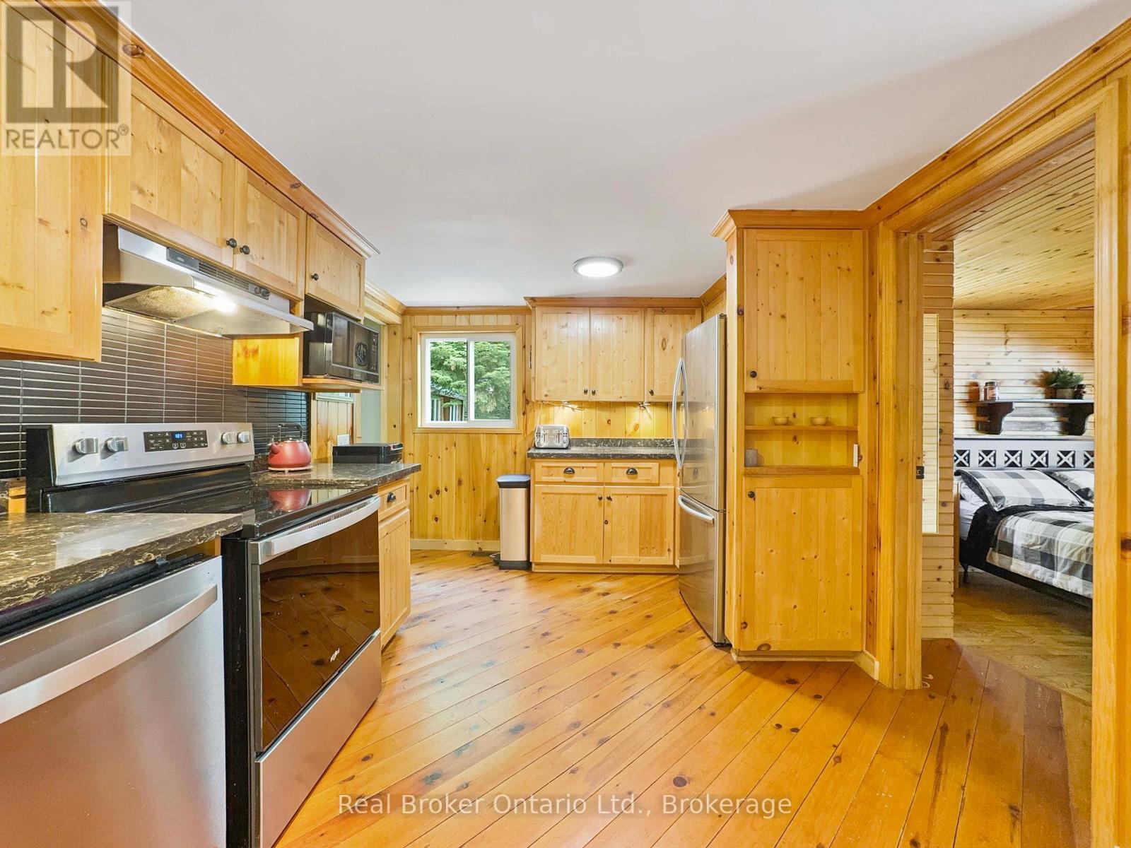 31 Fowke Lake Road, Parry Sound Remote Area, Ontario  P0A 1X0 - Photo 10 - X12385437