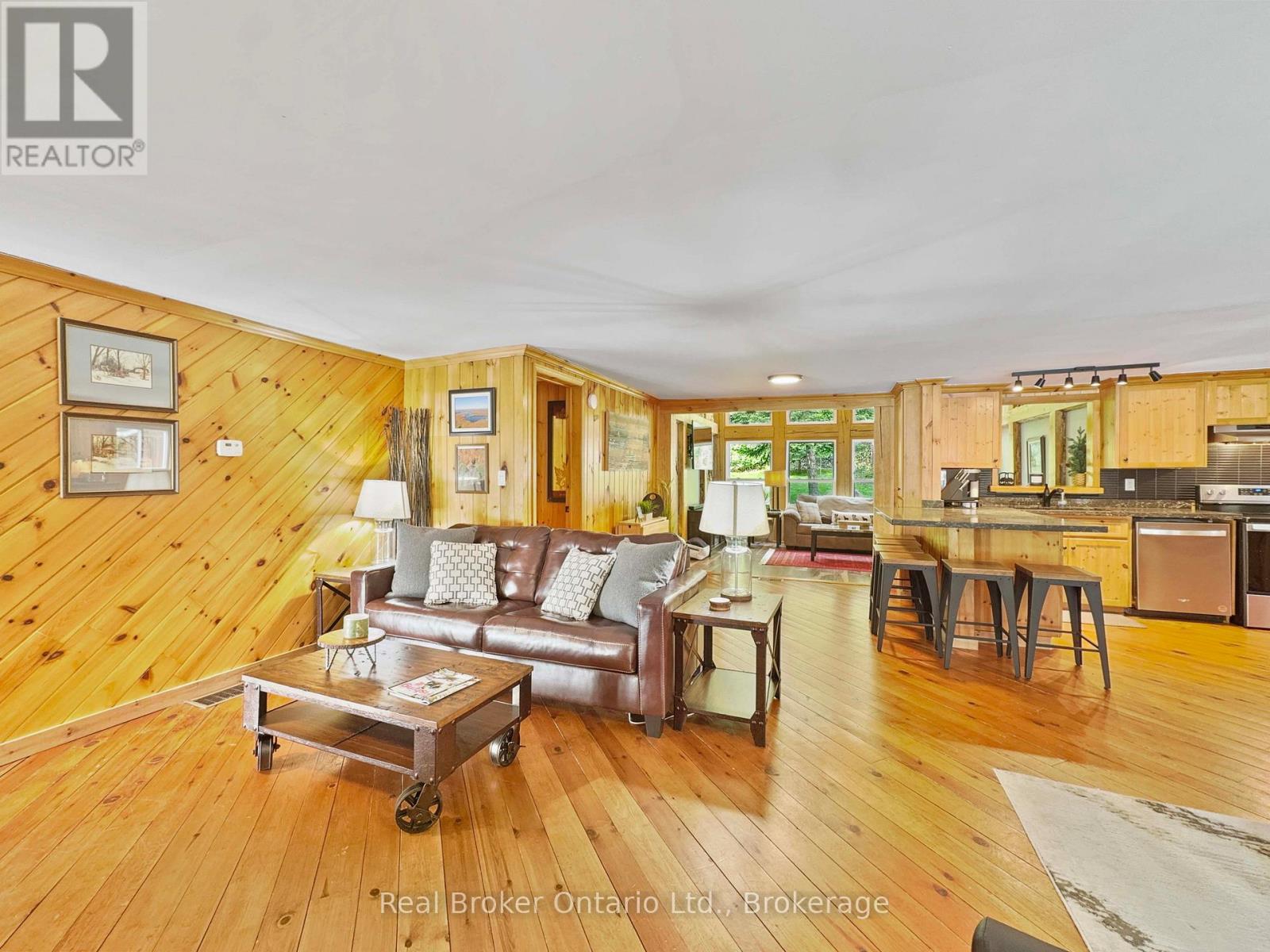 31 Fowke Lake Road, Parry Sound Remote Area, Ontario  P0A 1X0 - Photo 12 - X12385437