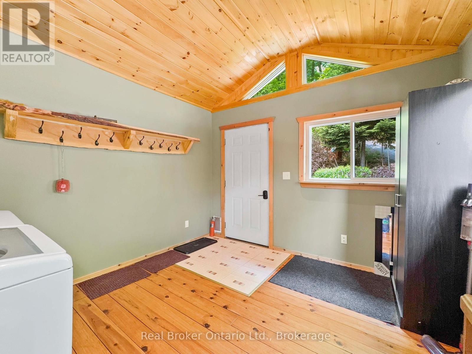 31 Fowke Lake Road, Parry Sound Remote Area, Ontario  P0A 1X0 - Photo 26 - X12385437