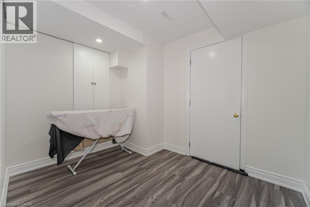 5 Freedom Oaks Trail, Brampton, Ontario  L6P 3L1 - Photo 4 - 40766901