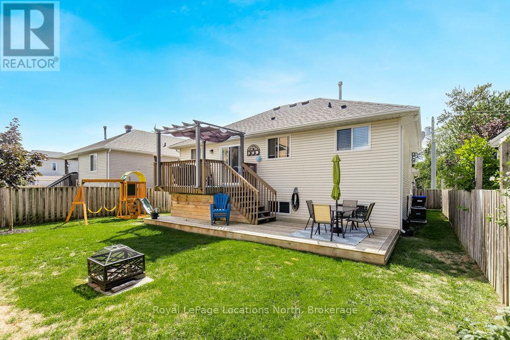 115 58th Street S, Wasaga Beach, Ontario  L9Z 2Z1 - Photo 30 - S12385604