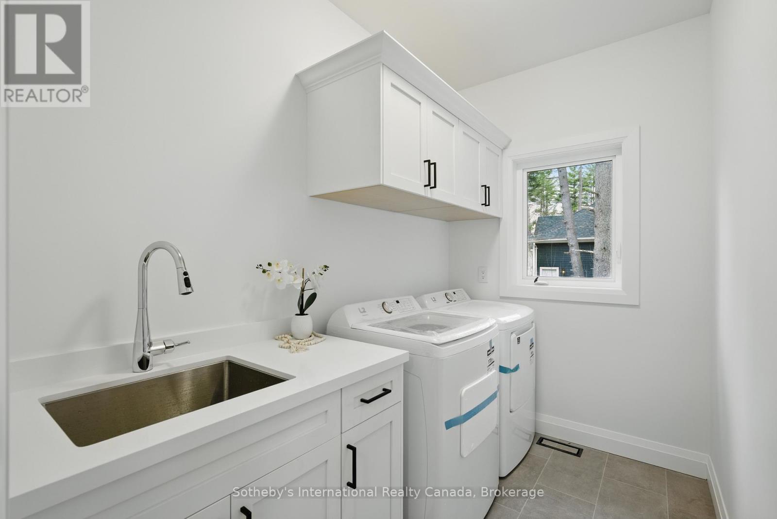 1030 Xavier Street, Gravenhurst, Ontario  P0E 1G0 - Photo 26 - X12385624