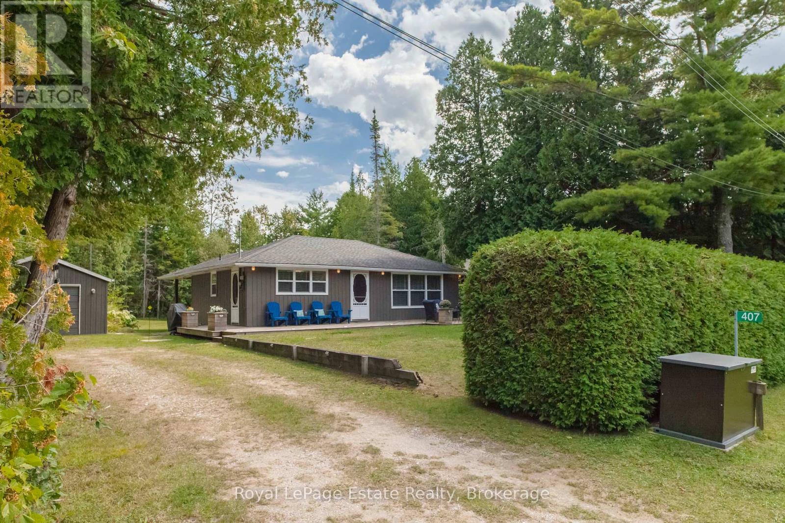 407 HURON AVENUE, South Bruce Peninsula, Ontario