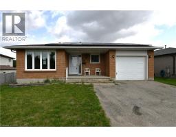 30 CASEY Drive, Kitchener, Ontario