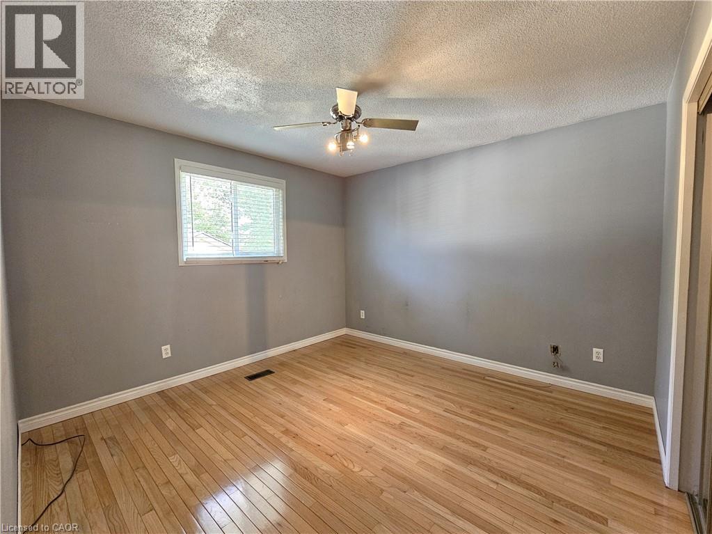 82 Elmwood Avenue, Cambridge, Ontario  N1R 4Y4 - Photo 16 - 40763292