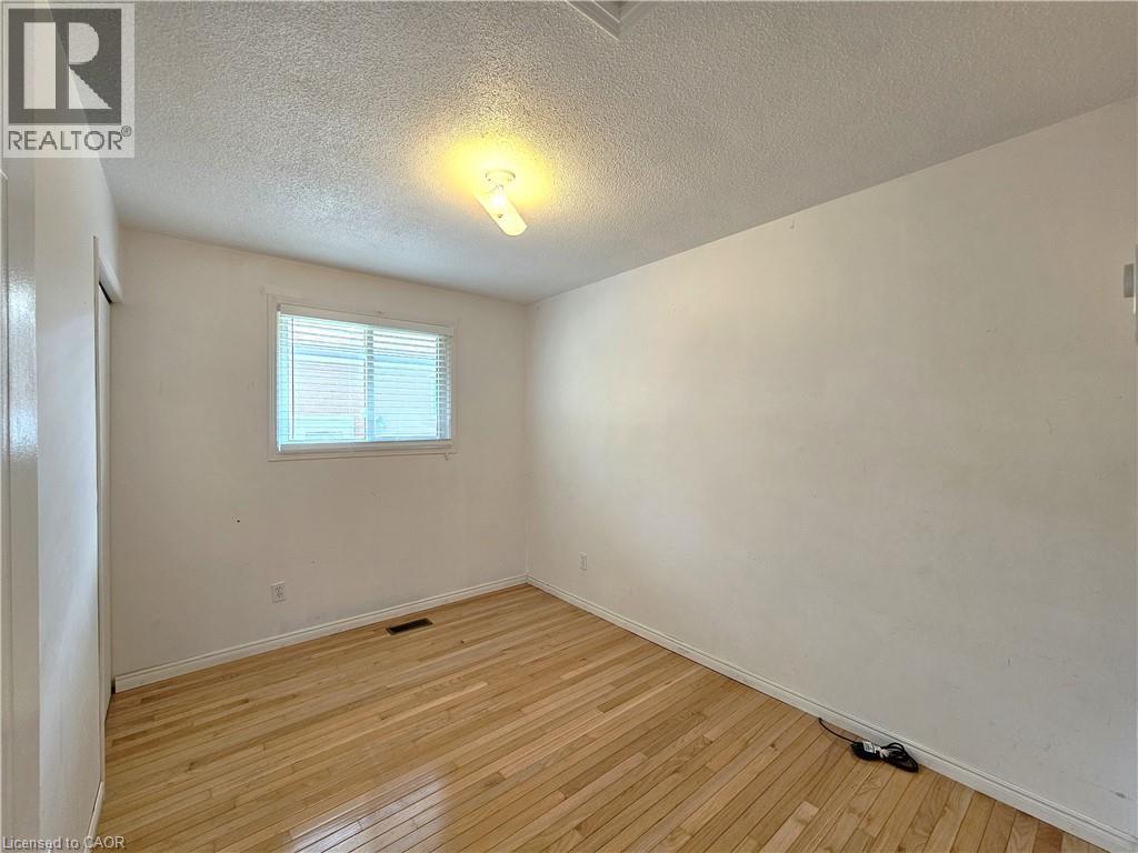 82 Elmwood Avenue, Cambridge, Ontario  N1R 4Y4 - Photo 18 - 40763292