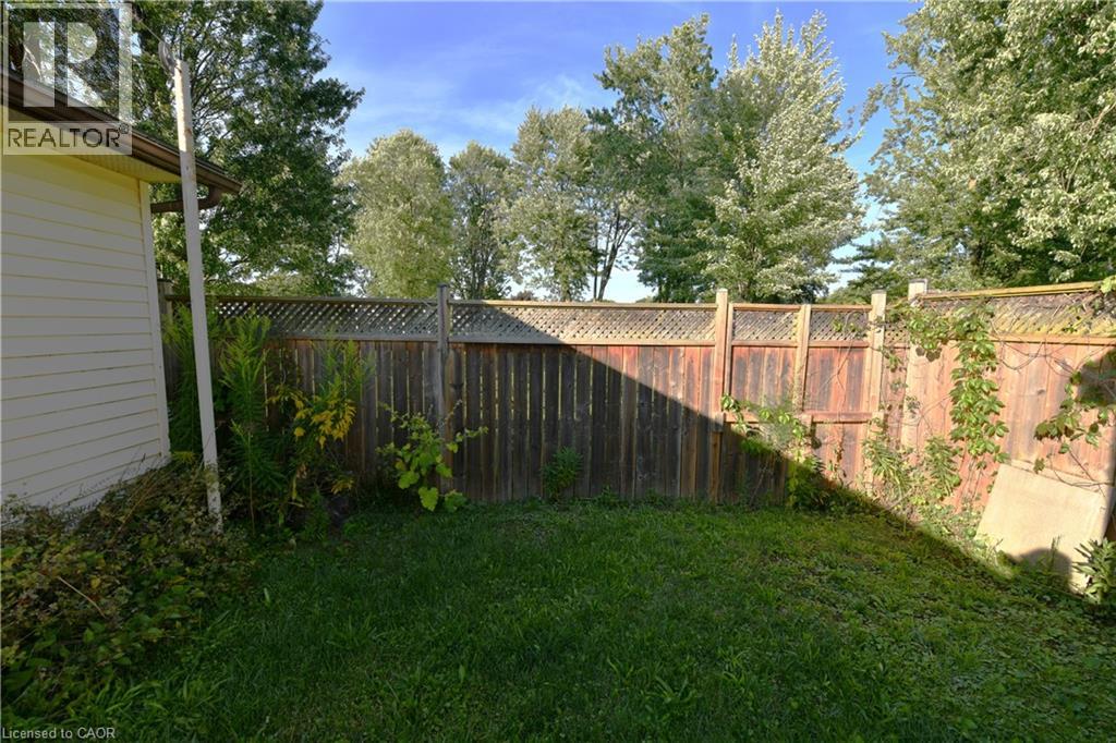 82 Elmwood Avenue, Cambridge, Ontario  N1R 4Y4 - Photo 6 - 40763292