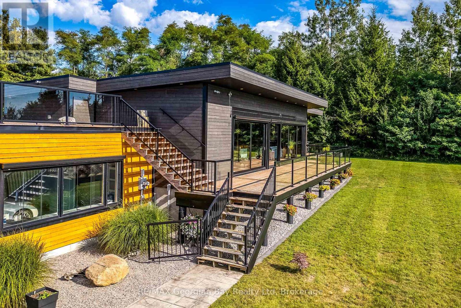 165 Wilson Road, Tiny, Ontario  L4R 4K4 - Photo 49 - S12385856