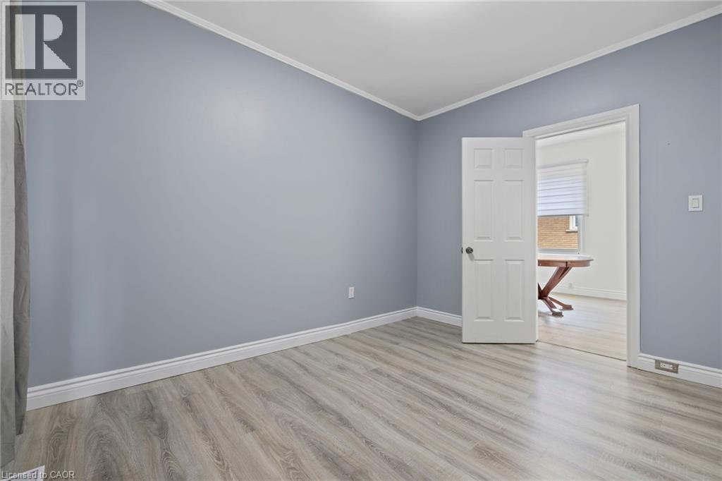 263 East 8th Street, Hamilton, Ontario  L9A 3M1 - Photo 12 - 40766449