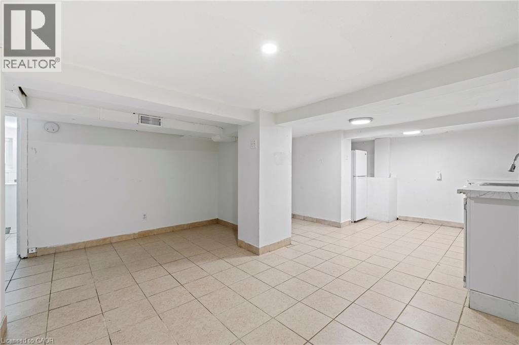 263 East 8th Street, Hamilton, Ontario  L9A 3M1 - Photo 18 - 40766449