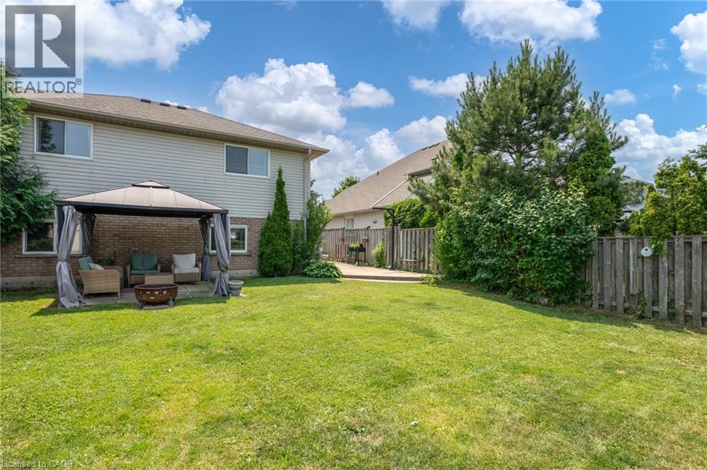 13 Loneoak Crescent, Stoney Creek, Ontario  L8J 2P4 - Photo 23 - 40766894