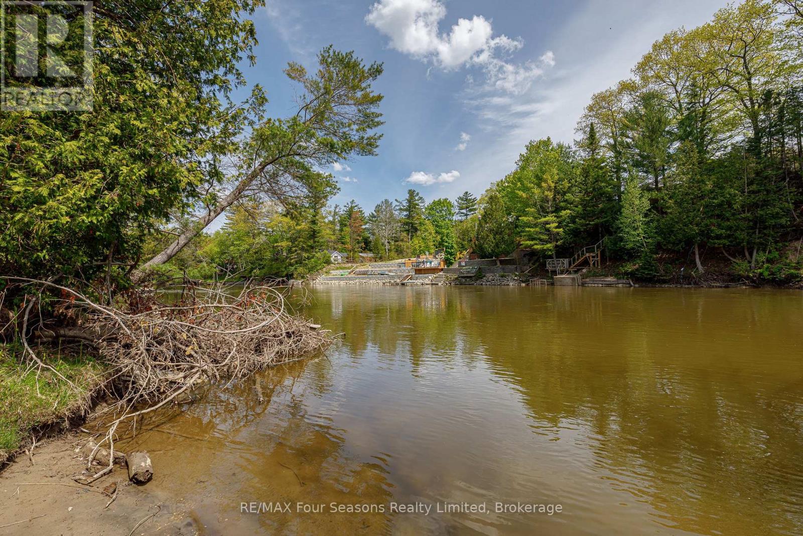828 Oxbow Park Drive, Wasaga Beach, Ontario  L9Z 2V1 - Photo 29 - S12386000