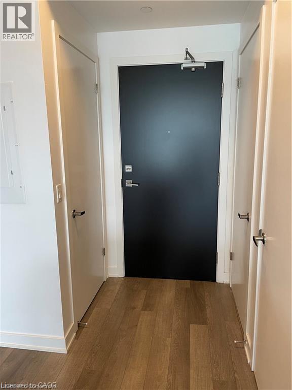5220 Dundas Street Unit# 412, Burlington, Ontario  L7R 3X4 - Photo 1 - 40766961