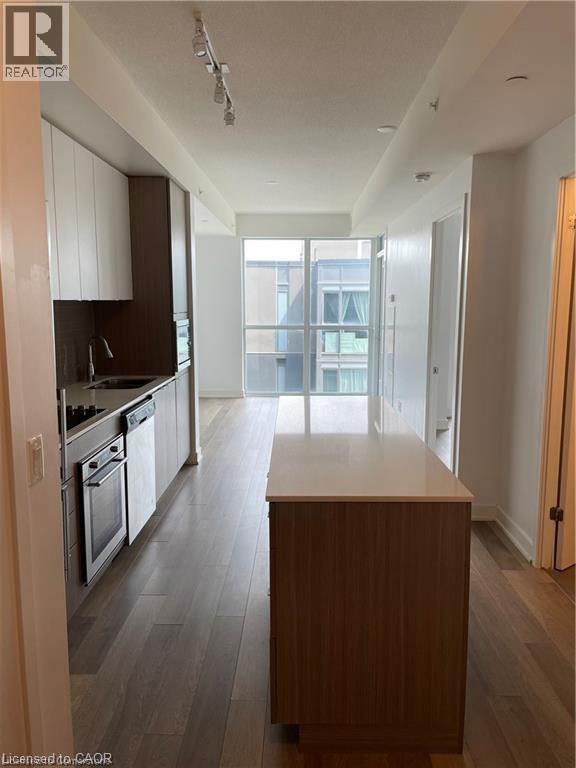5220 Dundas Street Unit# 412, Burlington, Ontario  L7R 3X4 - Photo 2 - 40766961