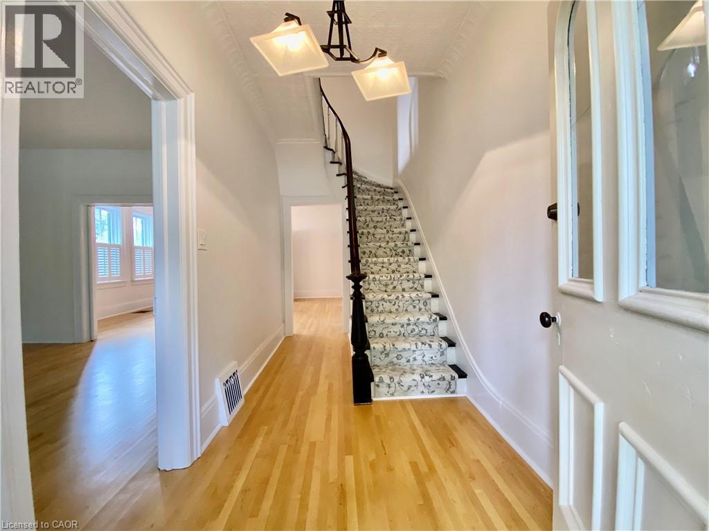 81 St George Street, Kitchener, Ontario  N2G 2T1 - Photo 2 - 40766538