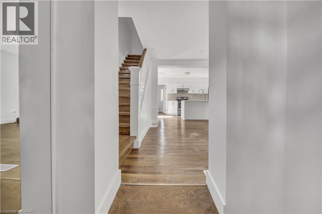 324 Victoria Street S, Kitchener, Ontario  N2M 3A3 - Photo 4 - 40766563