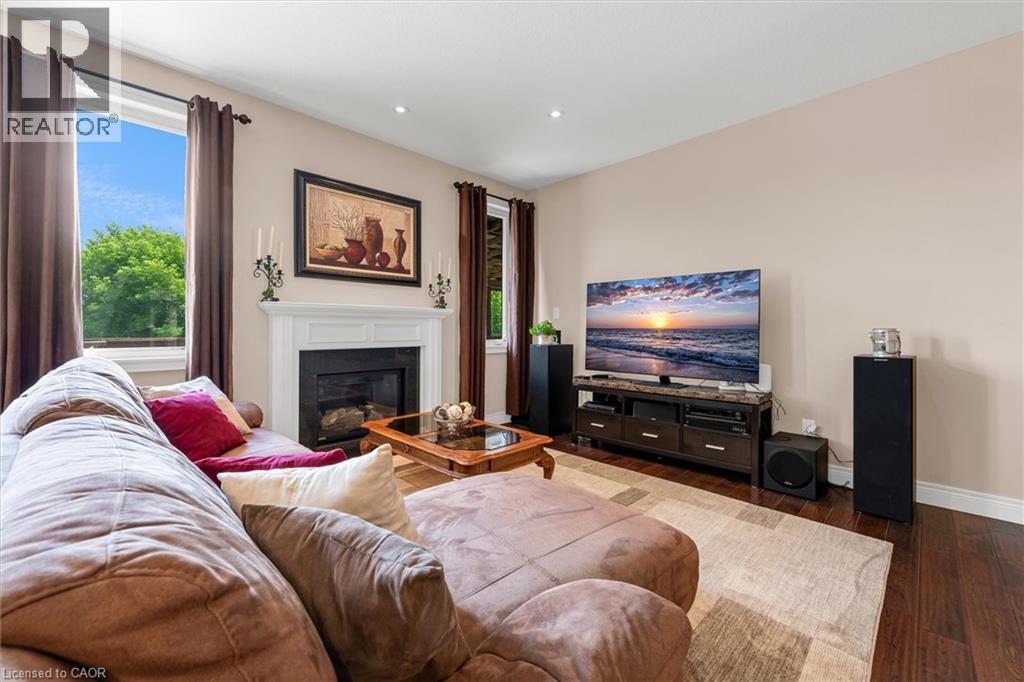180 Mother's Street, Hamilton, Ontario  L9B 0E1 - Photo 12 - 40767110