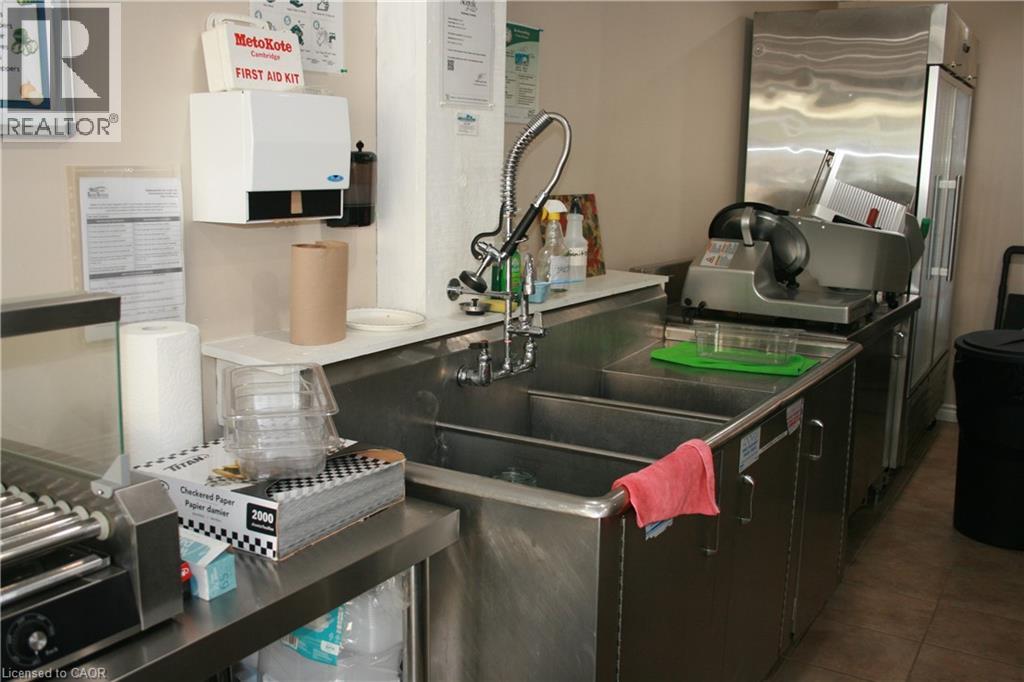 159 Main Street, Delhi, Ontario  N4B 2M1 - Photo 7 - 40766362