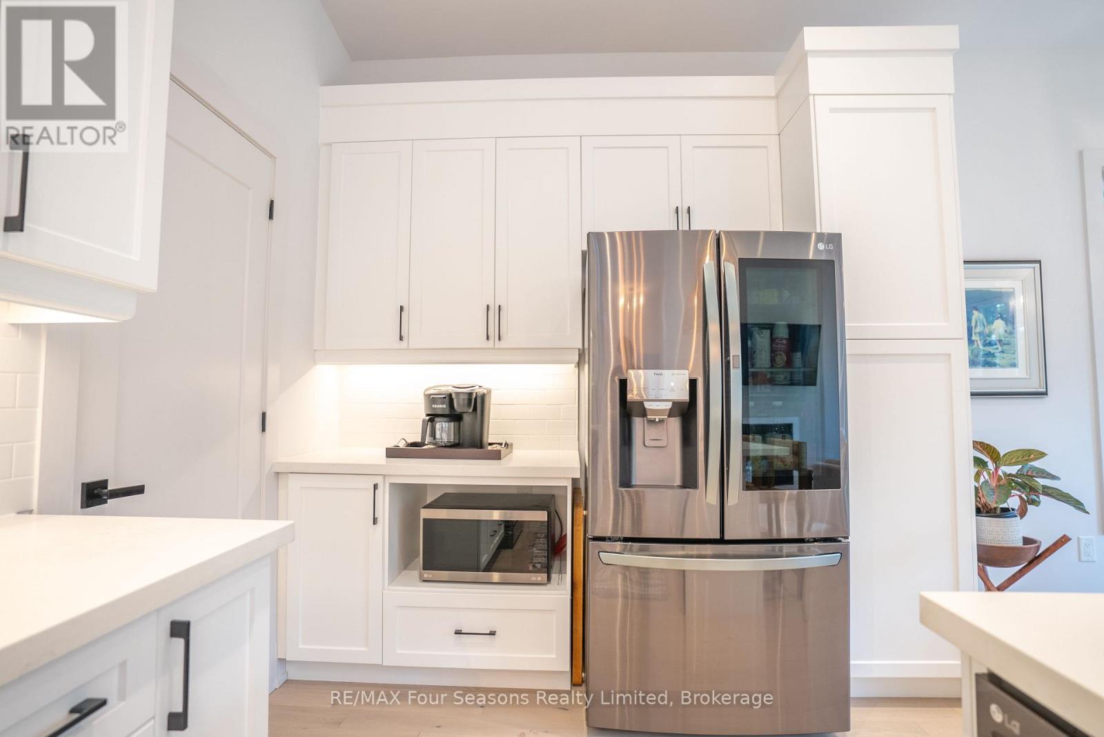 102 Goldie Court, Blue Mountains, Ontario  N0H 1J0 - Photo 15 - X12388181