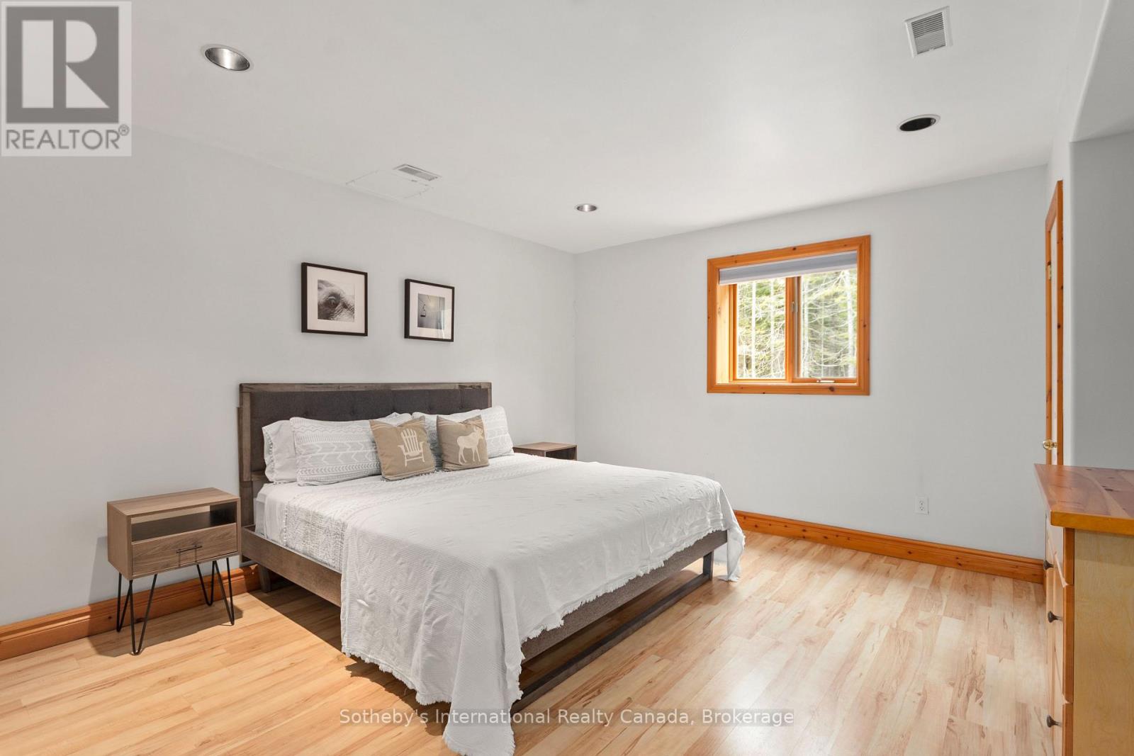 191-221 Pennie Avenue, Tehkummah, Ontario  P0P 2C0 - Photo 45 - X12388969