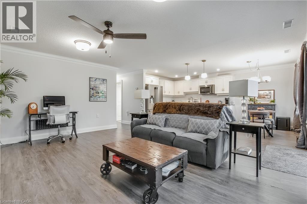 47 Bishop Reding Trail, Hamilton, Ontario  L9B 2L7 - Photo 12 - 40766288