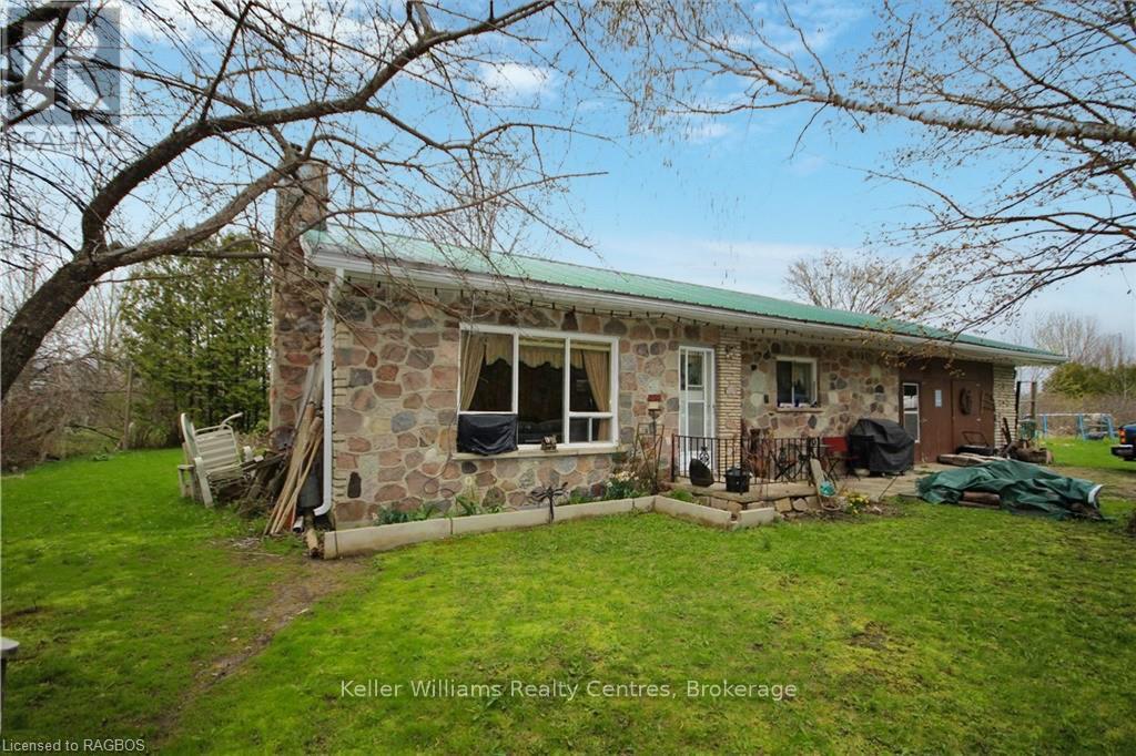 387 Spry Lake Road, South Bruce Peninsula, Ontario  N0H 2T0 - Photo 7 - X12389354