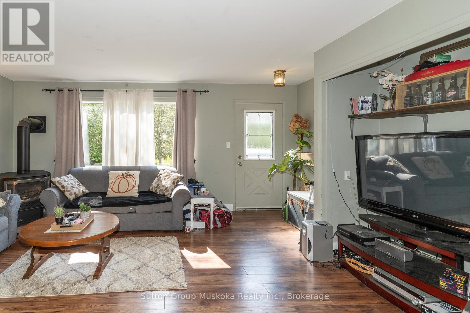 11 Silver Street, Huntsville, Ontario  P1H 1M2 - Photo 20 - X12389368