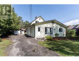 11 SILVER STREET, Huntsville, Ontario