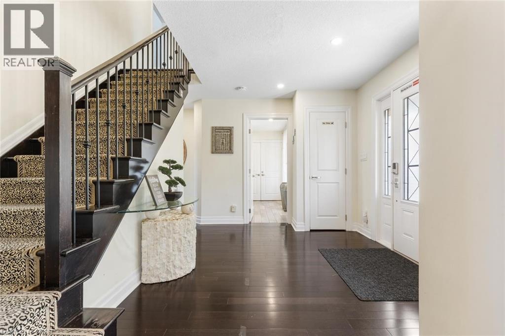 1073 N Service Road, Hamilton, Ontario  L8E 5E1 - Photo 4 - 40766938