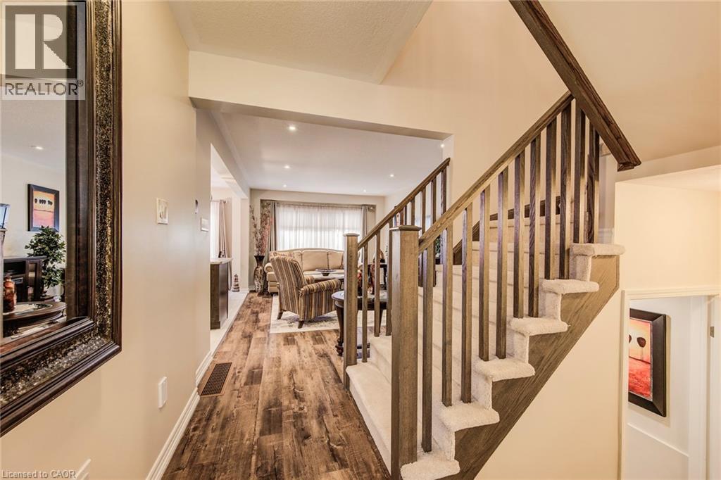 7 Stratus Street, Kitchener, Ontario  N2R 0K6 - Photo 8 - 40767520