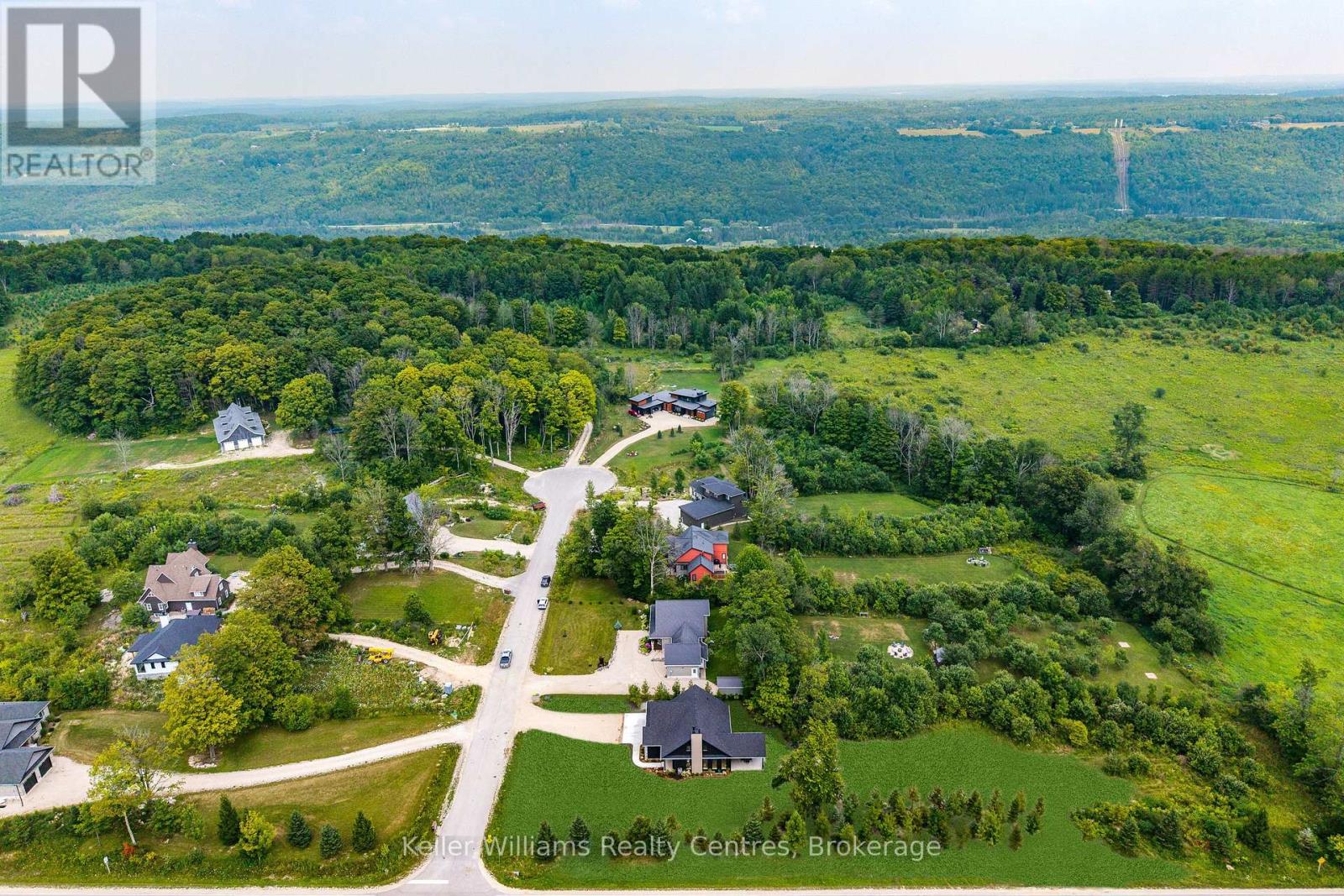 104 Butternut Court, Grey Highlands, Ontario  N0C 1H0 - Photo 48 - X12390299