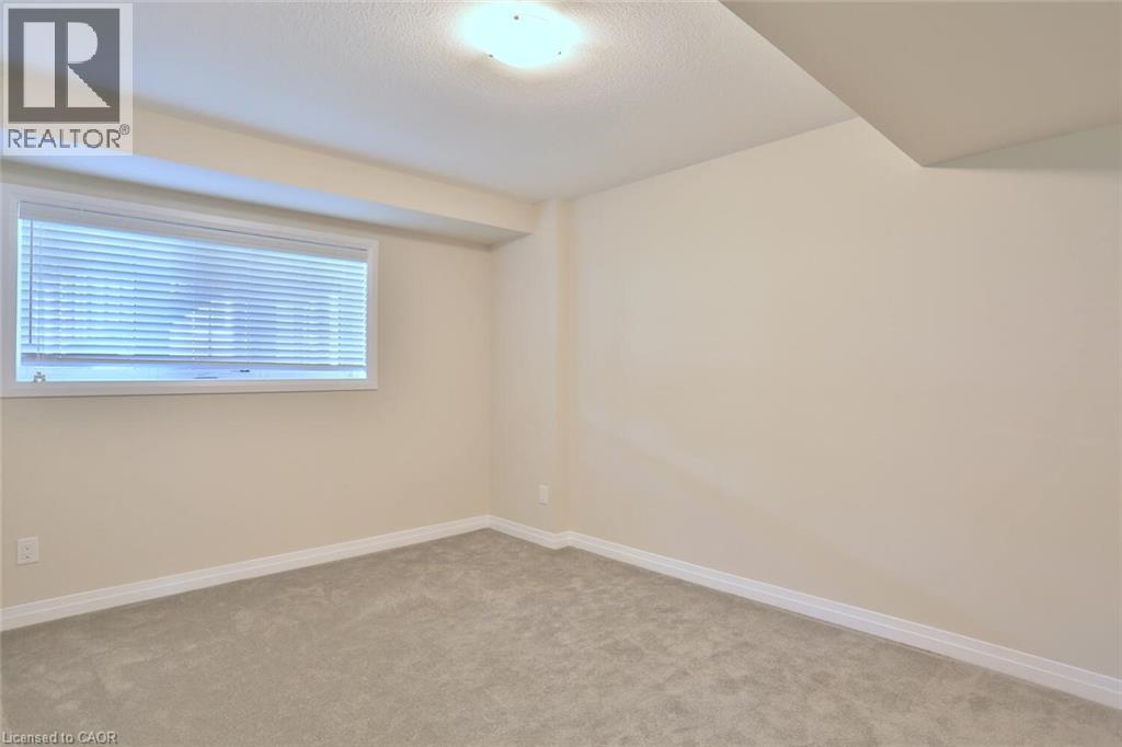 27 Ridgemount Street, Kitchener, Ontario  N2P 0J2 - Photo 2 - 40767125