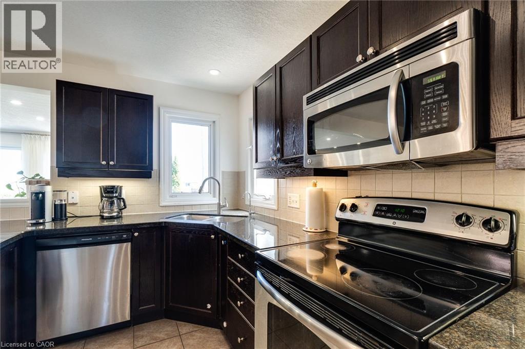 928 Dunblane Court, Kitchener, Ontario  N2R 1W9 - Photo 21 - 40767681