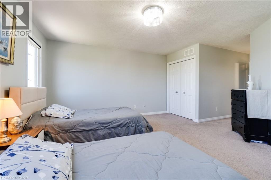 928 Dunblane Court, Kitchener, Ontario  N2R 1W9 - Photo 29 - 40767681