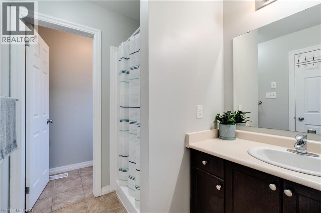 928 Dunblane Court, Kitchener, Ontario  N2R 1W9 - Photo 31 - 40767681