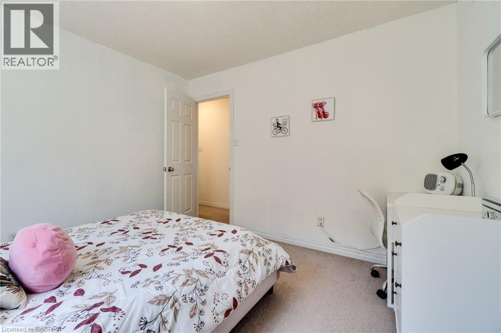 928 Dunblane Court, Kitchener, Ontario  N2R 1W9 - Photo 33 - 40767681
