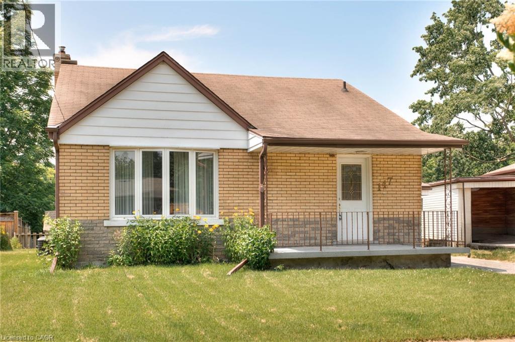 147 Clark Avenue, Kitchener, Ontario  N2C 1Y1 - Photo 3 - 40767670