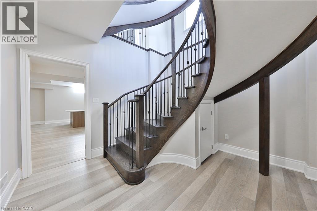 2163 Vineland Crescent, Oakville, Ontario  L6H 0J6 - Photo 38 - 40763978