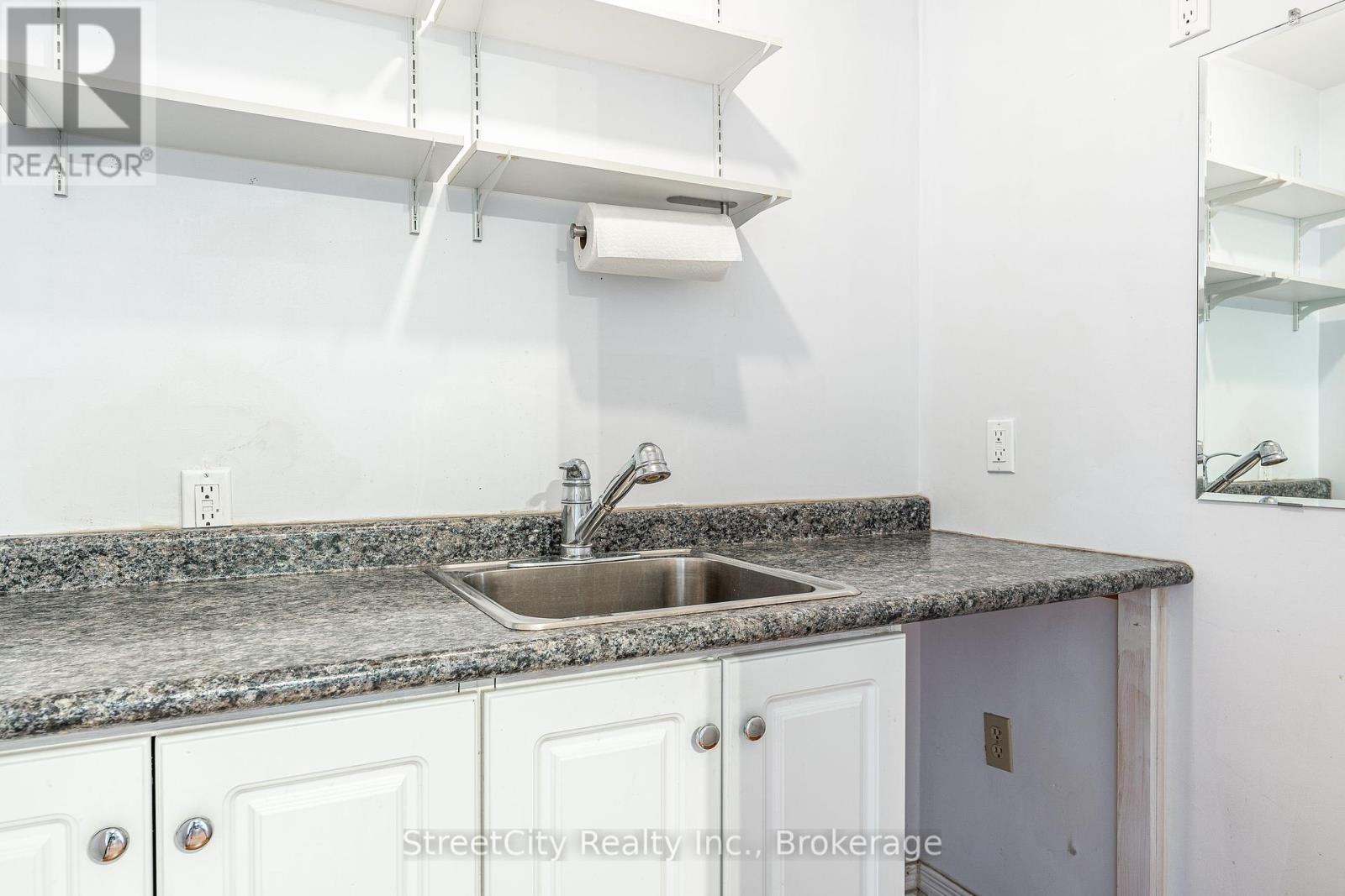 19 Waterloo Street S, Stratford, Ontario  N5A 4A5 - Photo 18 - X12390681