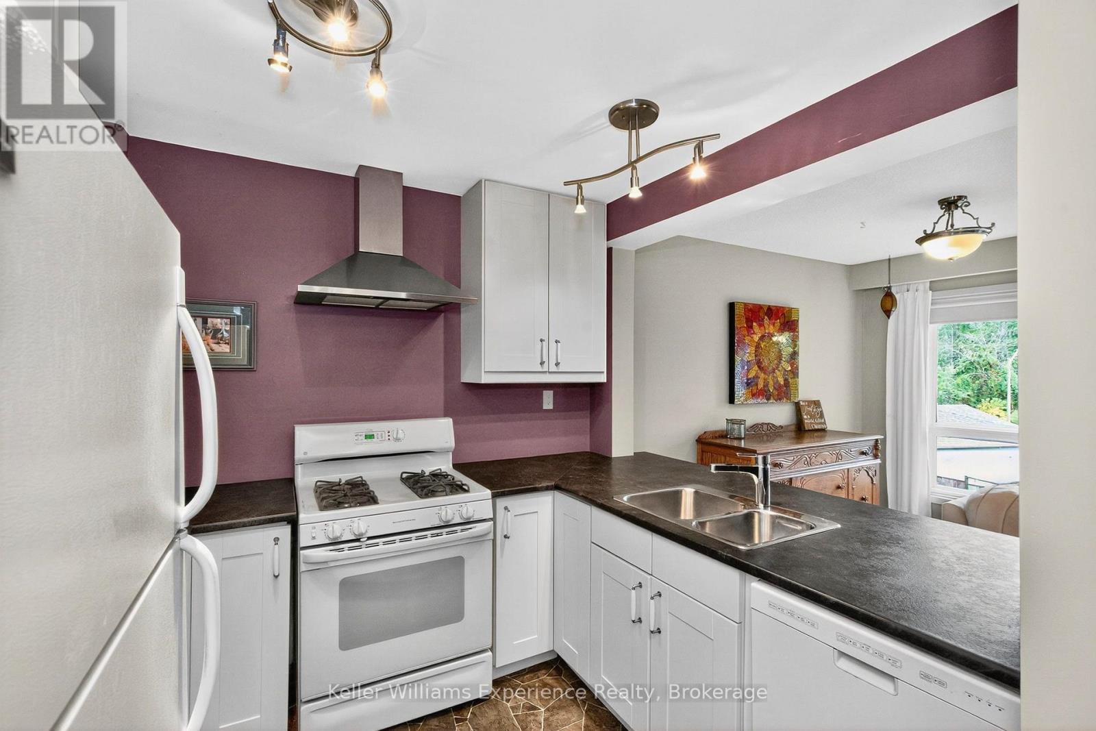56 - 778 William Street, Midland, Ontario  L4R 4R8 - Photo 6 - S12390830