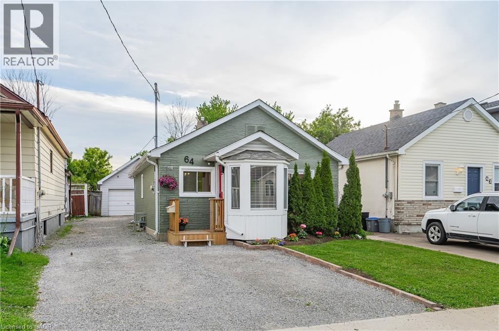 64 Churchill Street, St. Catharines, Ontario  L2S 2P5 - Photo 2 - 40767694